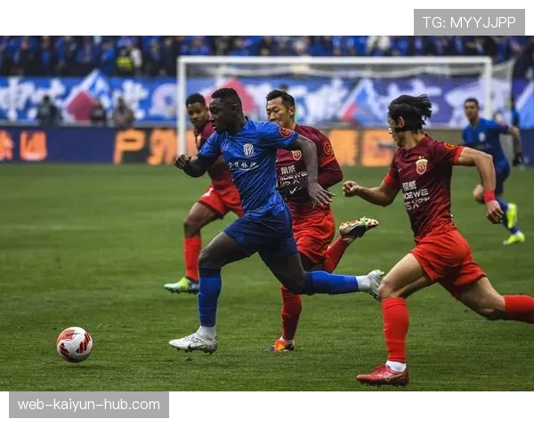 上海申花阵容结构稳定，战术调整空间有限，阶段性变化对赛季竞争形势带来影响